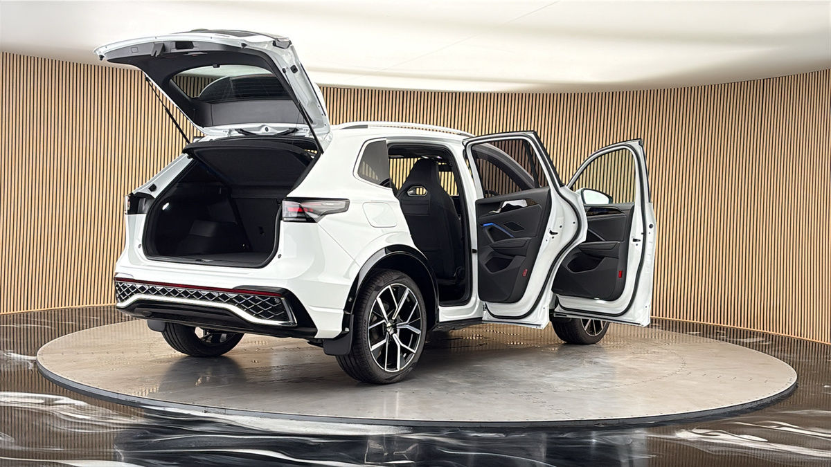 More views of Volkswagen Tiguan