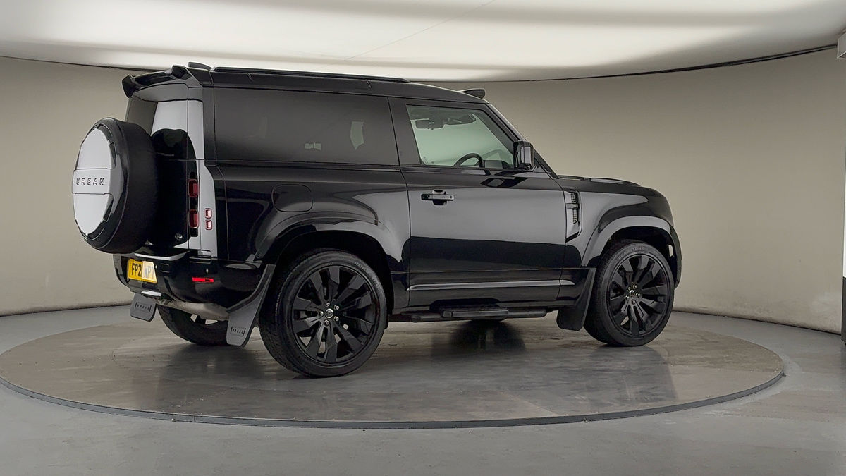 More views of Land Rover Defender 90