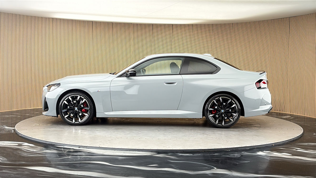 BMW 2 Series Image 15