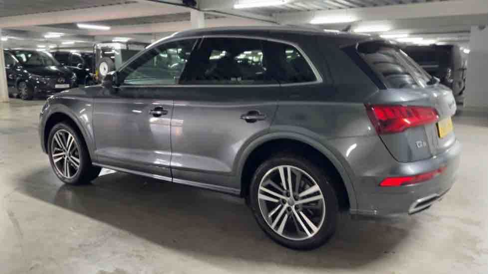 More views of Audi Q5
