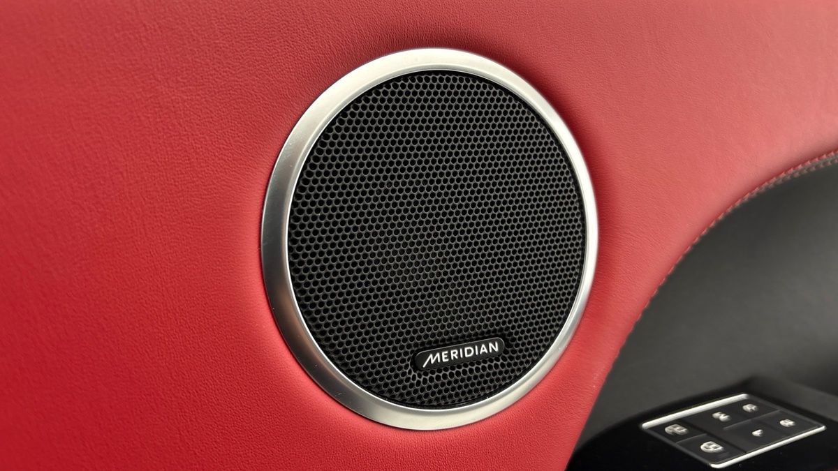 Land Rover Range Rover Sport Image 25