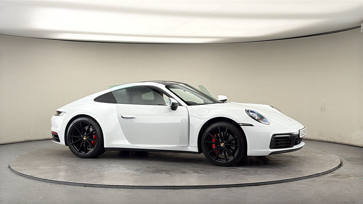 More views of Porsche 911