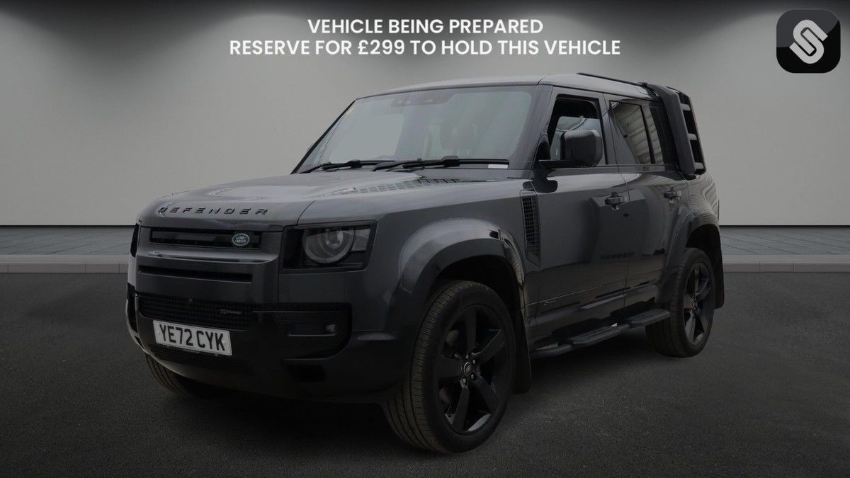 Land Rover Defender 110 Image 3