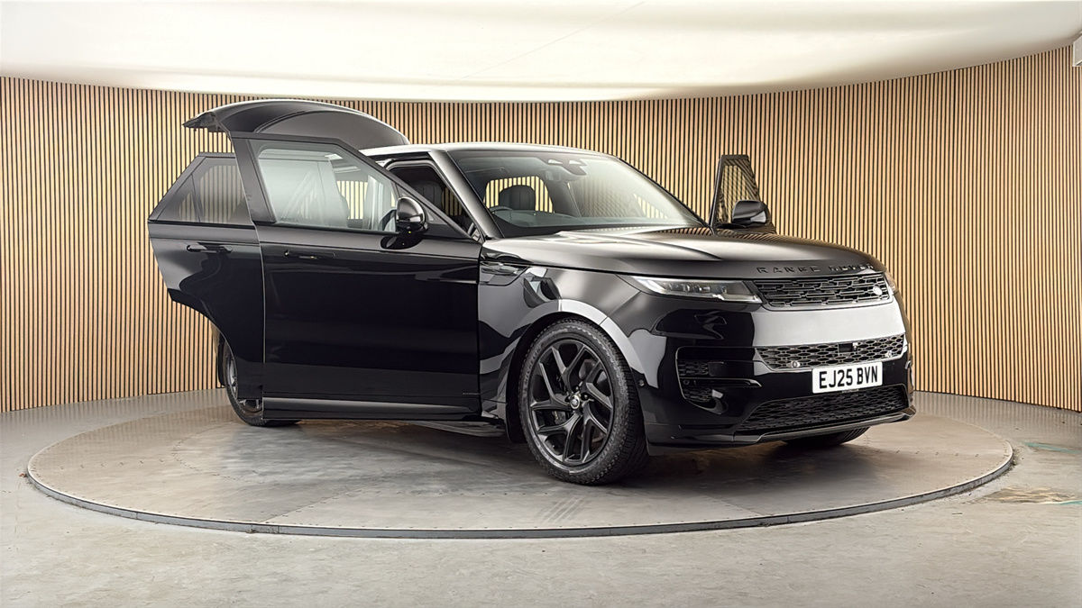 More views of Land Rover Range Rover Sport