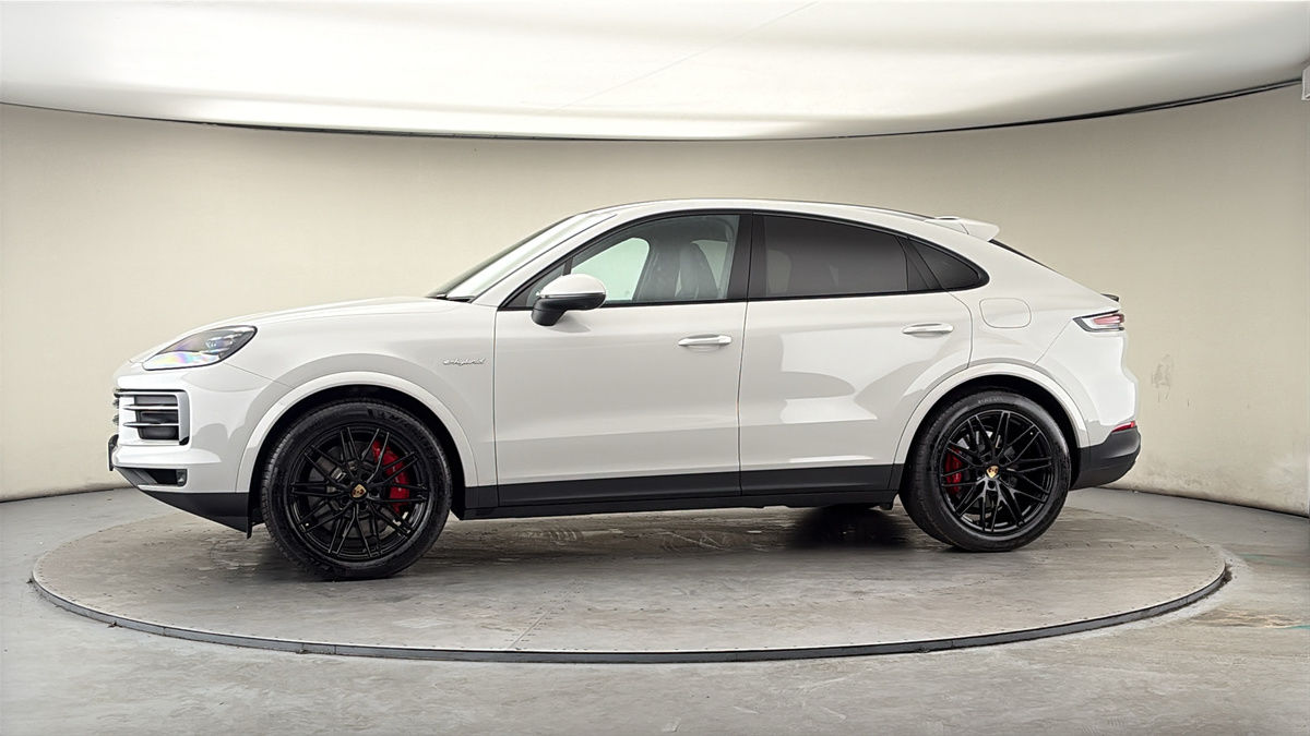 More views of Porsche Cayenne