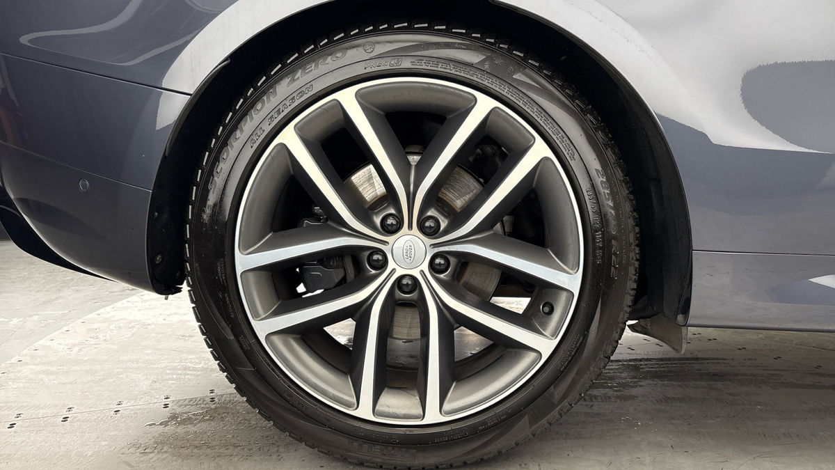 Land Rover Range Rover Sport Image 10