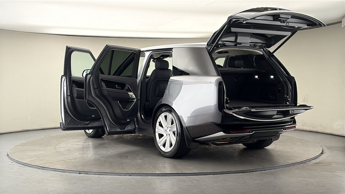 Land Rover Range Rover Image 23