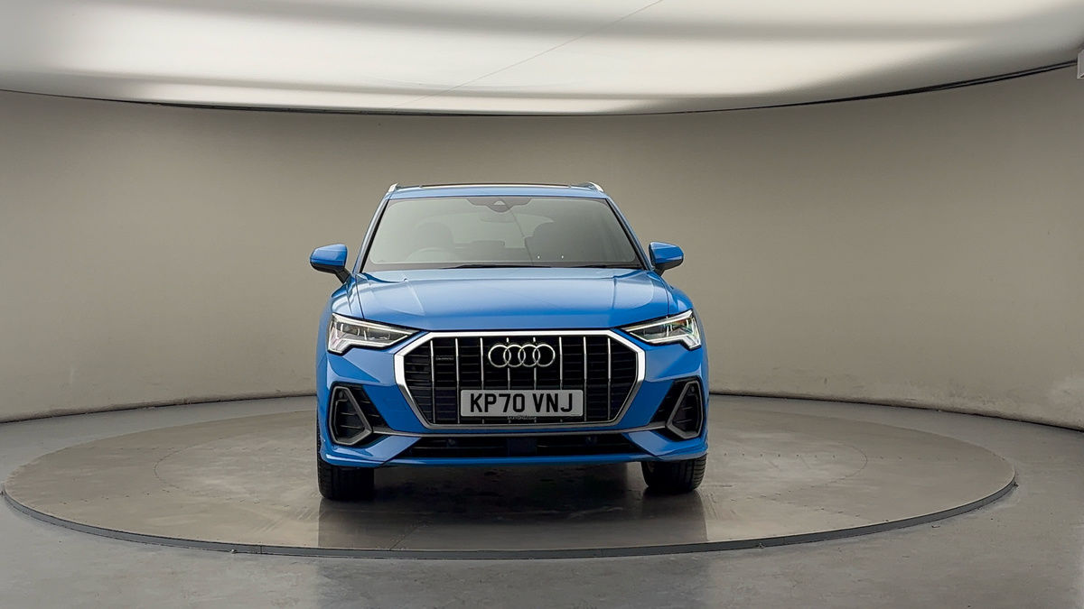 More views of Audi Q3