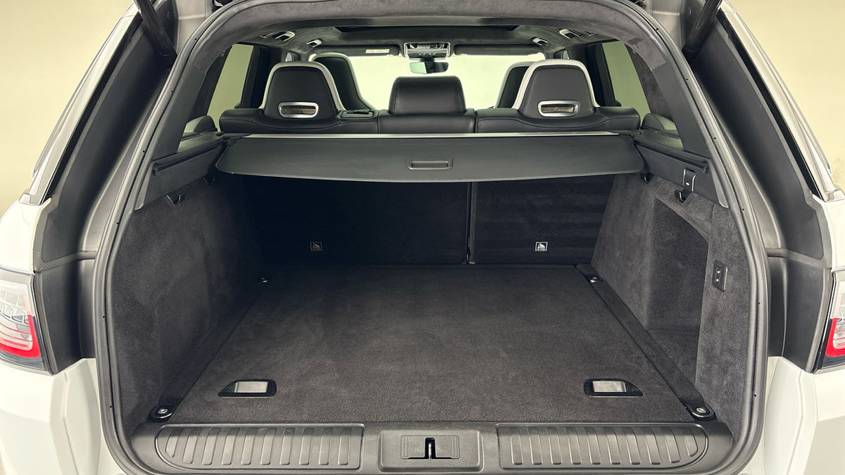 Land Rover Range Rover Sport Image 11