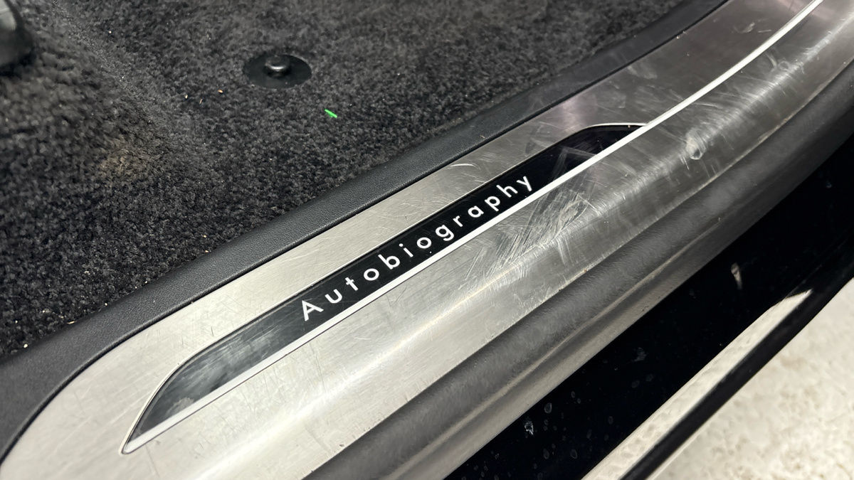 Land Rover Range Rover Image 25