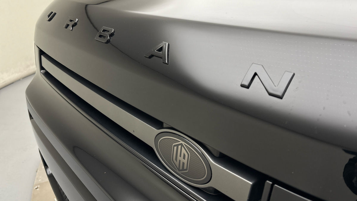 Land Rover Defender 110 Urban Image 48