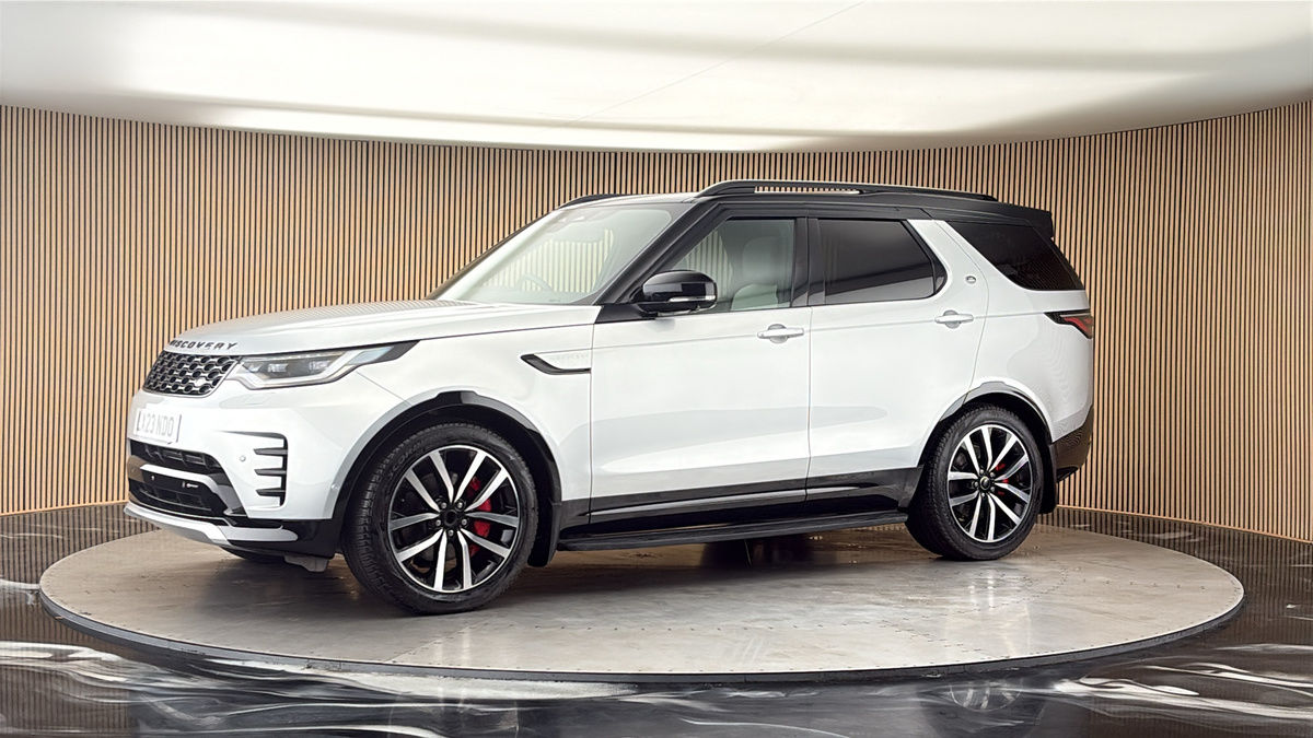 More views of Land Rover Discovery