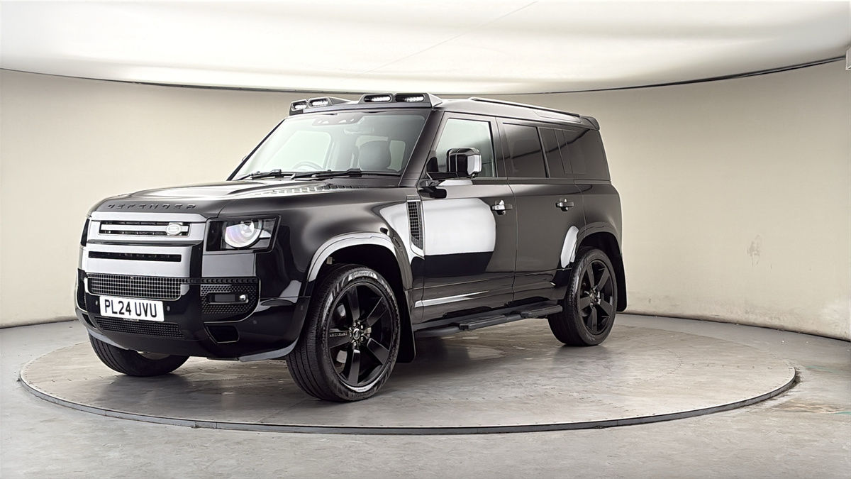 More views of Land Rover Defender 110