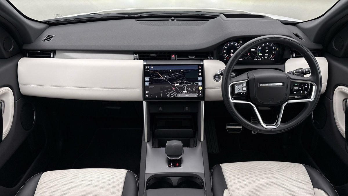 Land Rover Discovery Sport Image 12