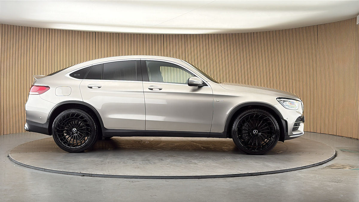 More views of Mercedes-Benz GLC