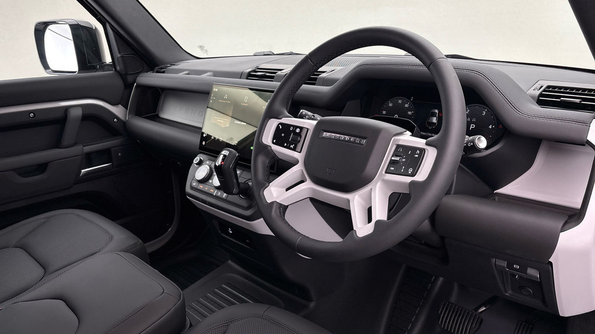 Land Rover Defender 110 Urban Image 5