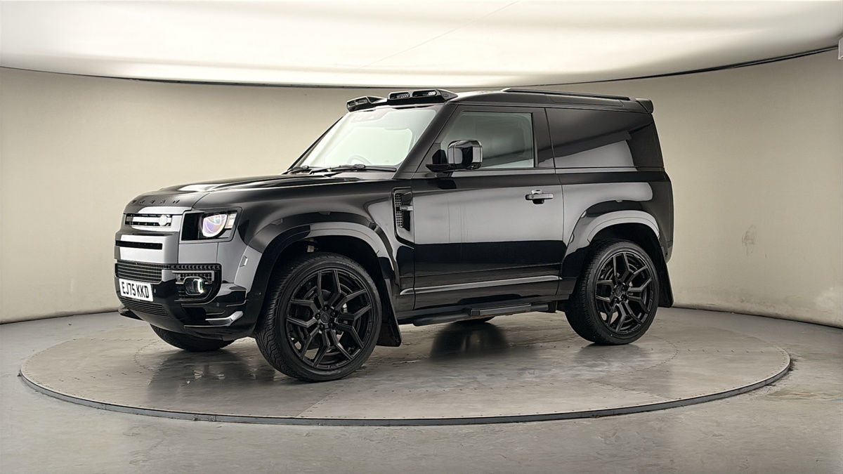 More views of Land Rover Defender 90