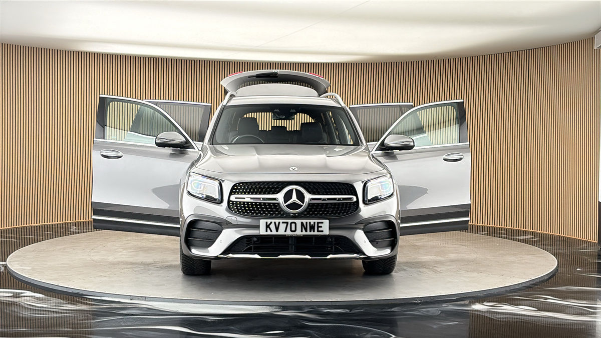 More views of Mercedes-Benz GLB