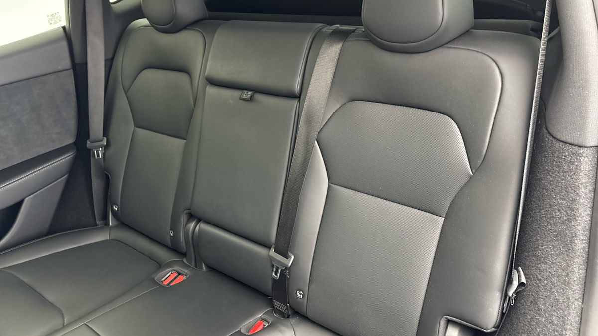 Tesla Model Y Image 8
