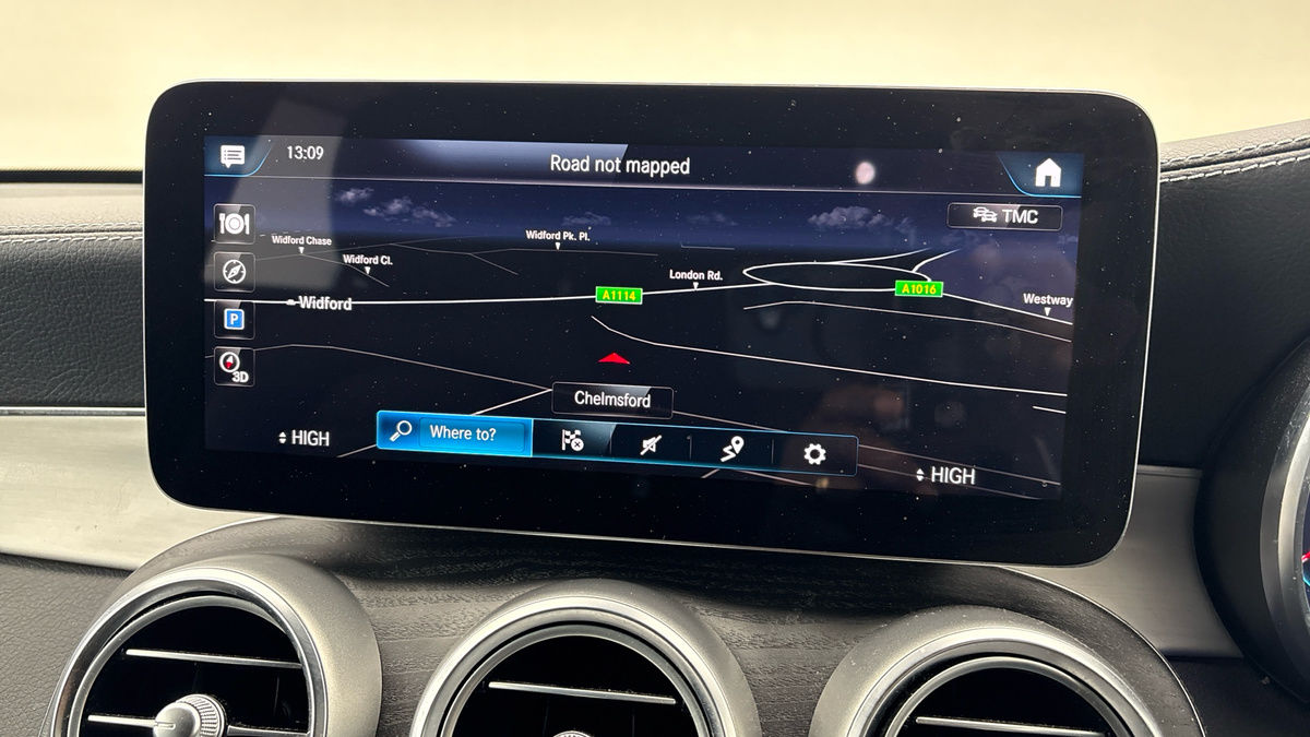 Mercedes-Benz GLC Image 17