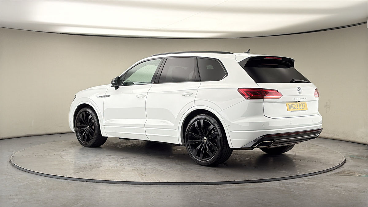 More views of Volkswagen Touareg