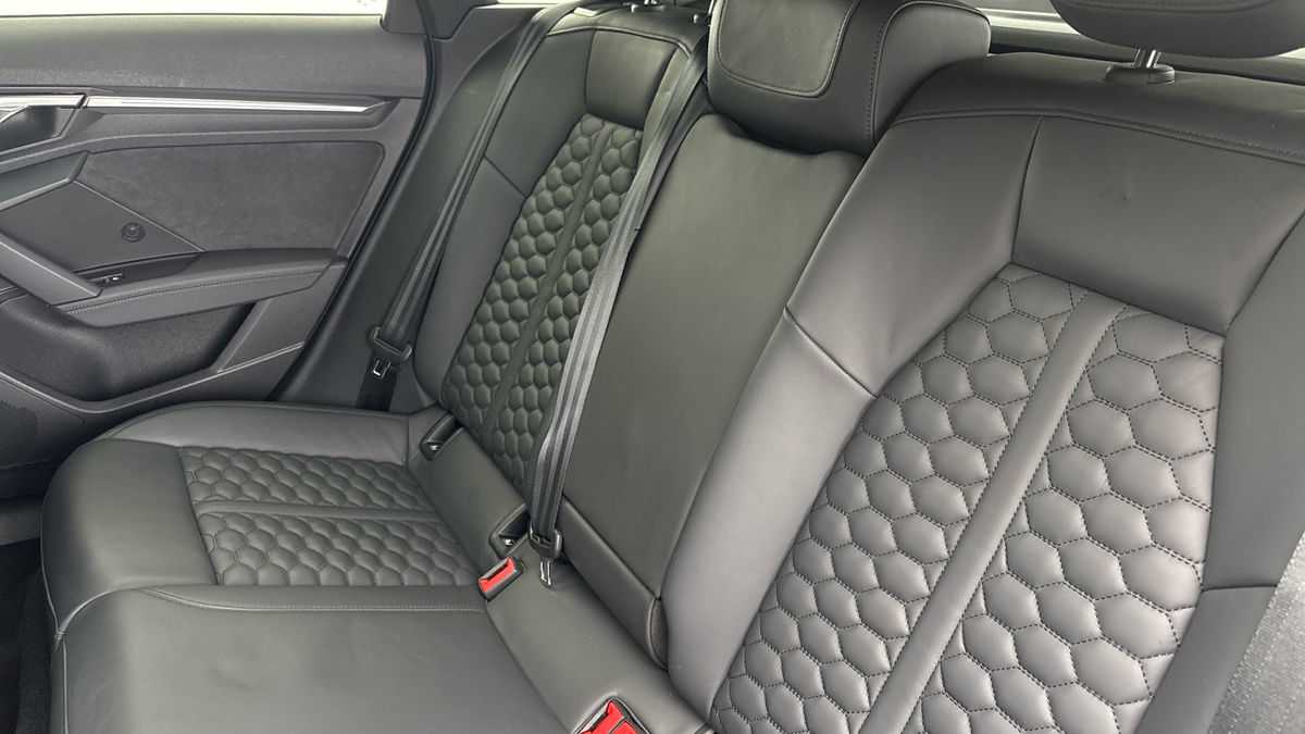 Audi RS3 Image 8