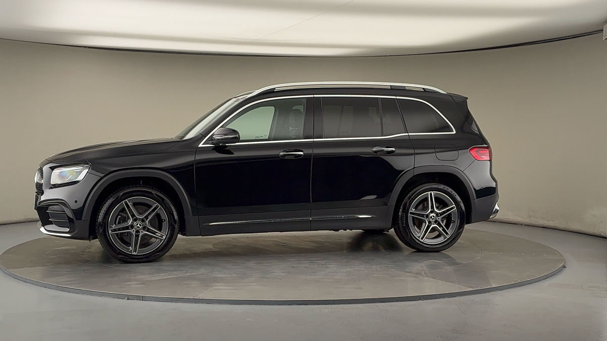 More views of Mercedes-Benz GLB