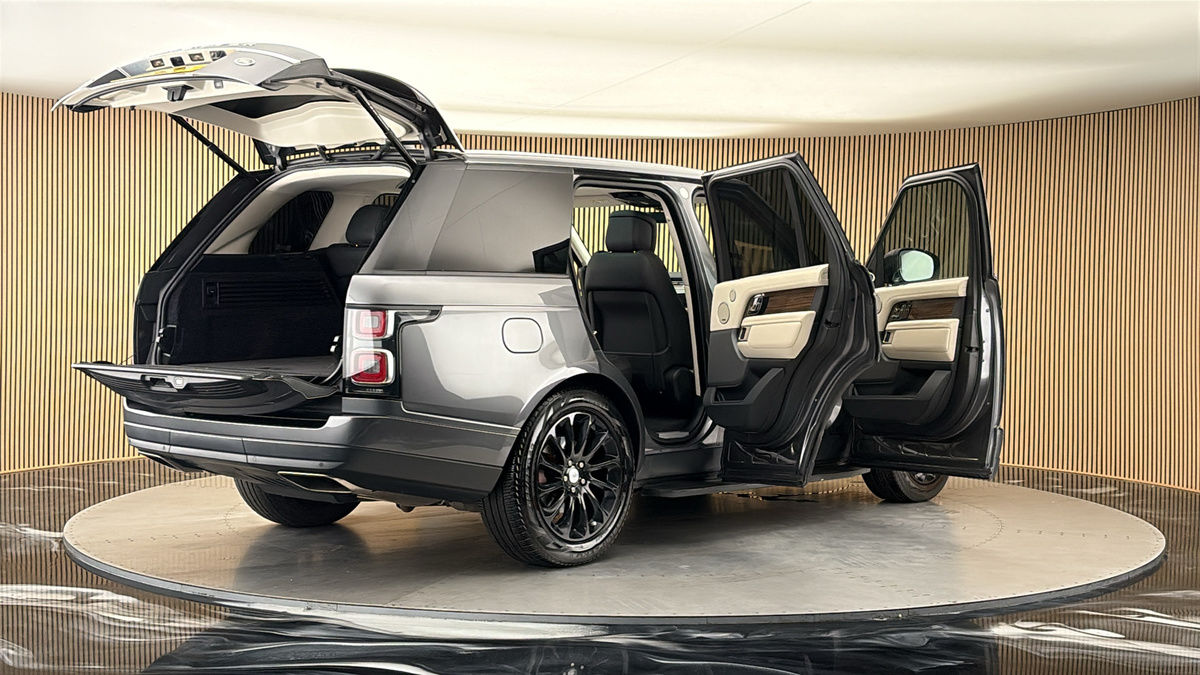 More views of Land Rover Range Rover