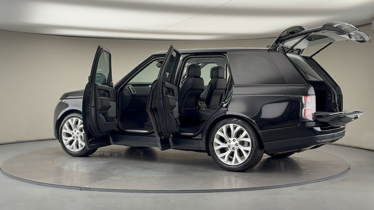 More views of Land Rover Range Rover