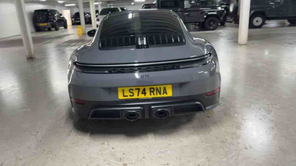 More views of Porsche 911