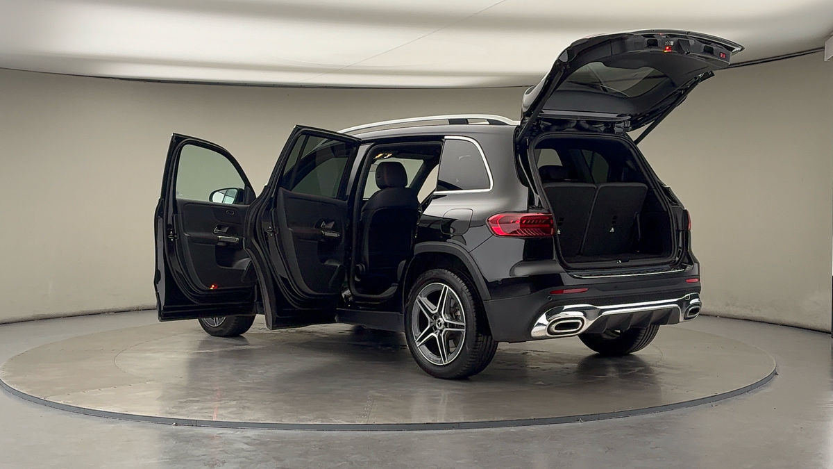 More views of Mercedes-Benz GLB