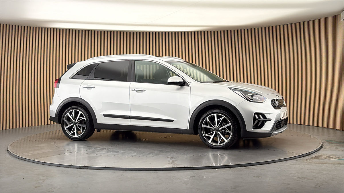 More views of Kia Niro