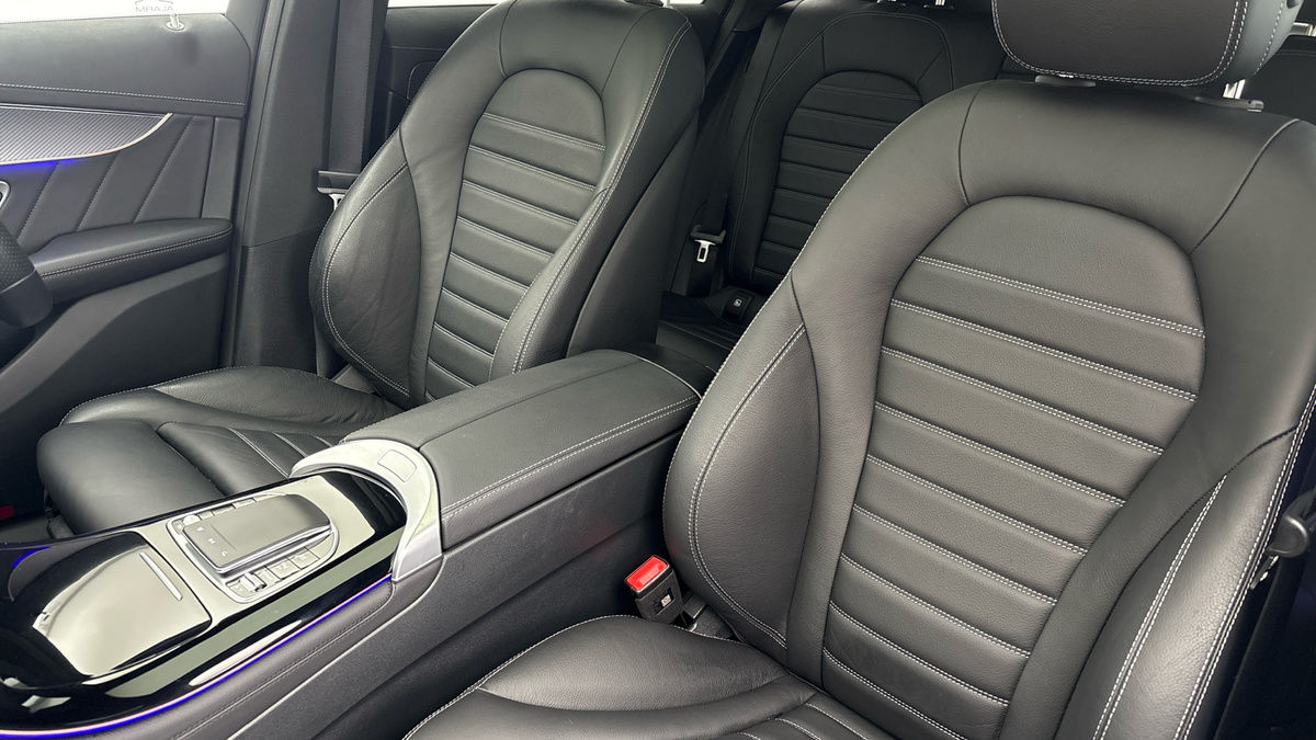 Mercedes-Benz EQC Image 7