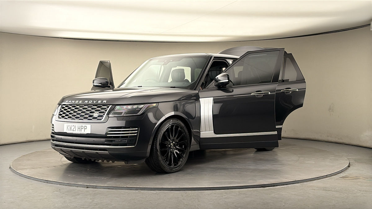 More views of Land Rover Range Rover