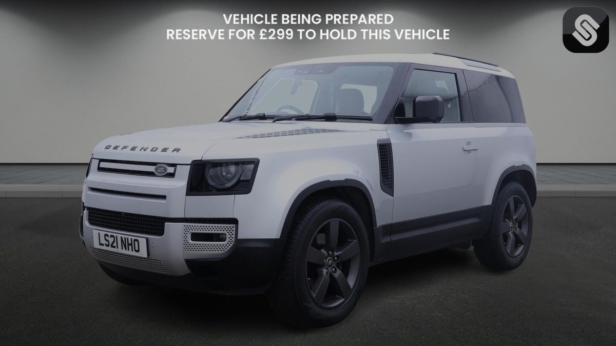 Land Rover Defender 90 Image 2