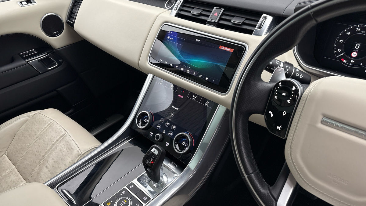 Land Rover Range Rover Sport Image 18