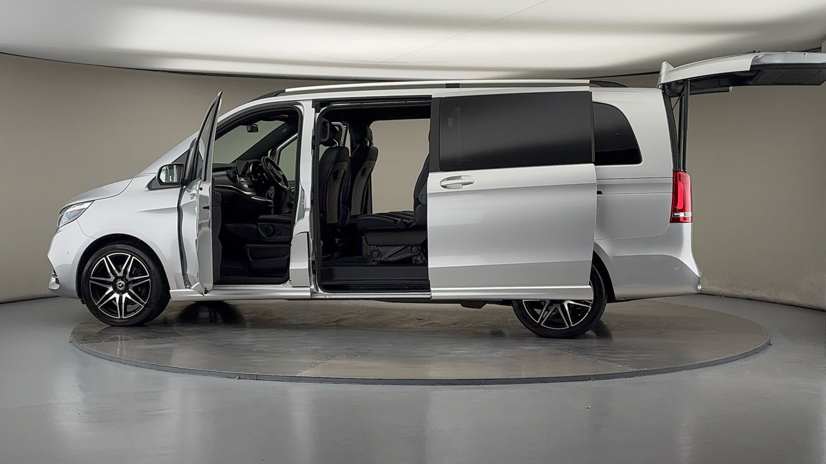 More views of Mercedes-Benz V Class