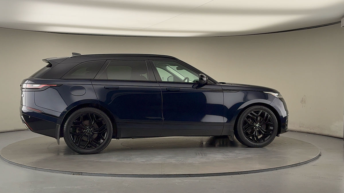 More views of Land Rover Range Rover Velar