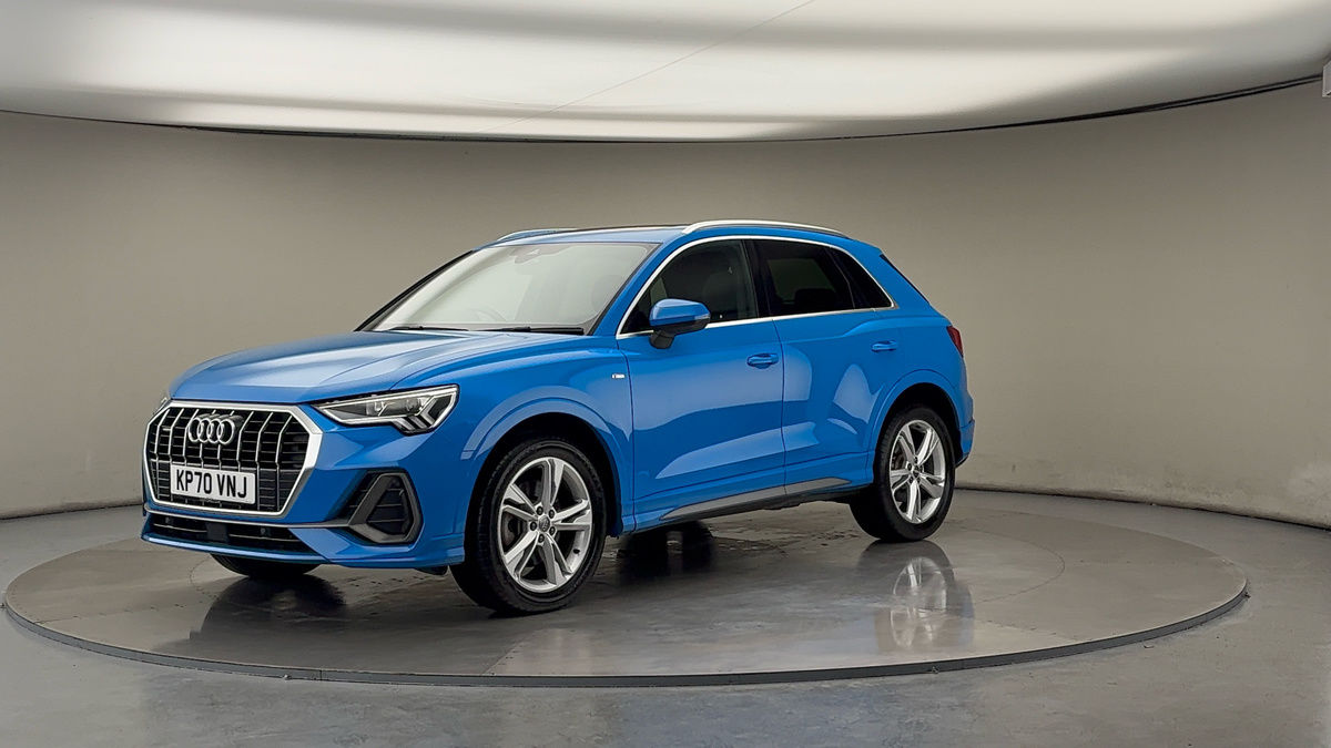 Audi Q3 Image 38