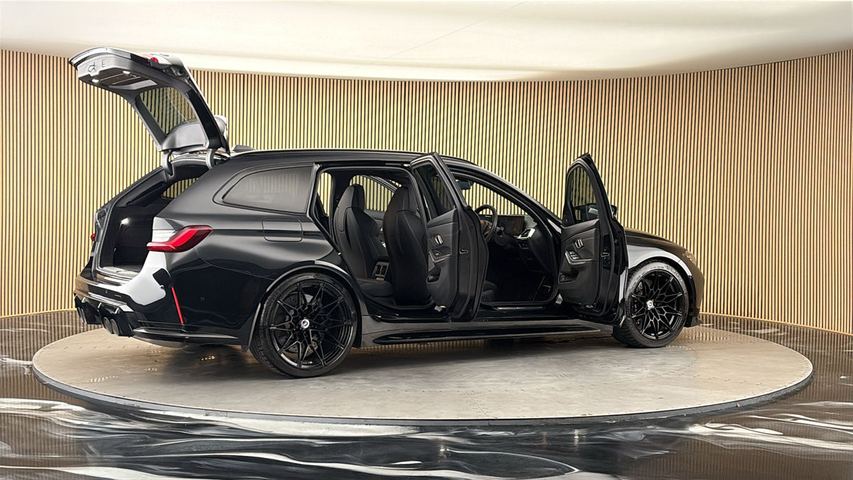 More views of BMW M3