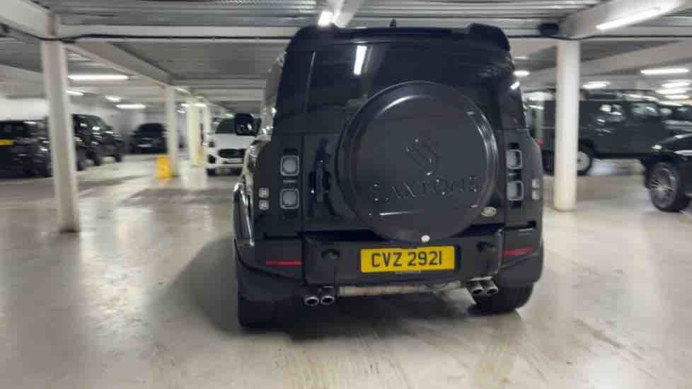 More views of Land Rover Defender 90