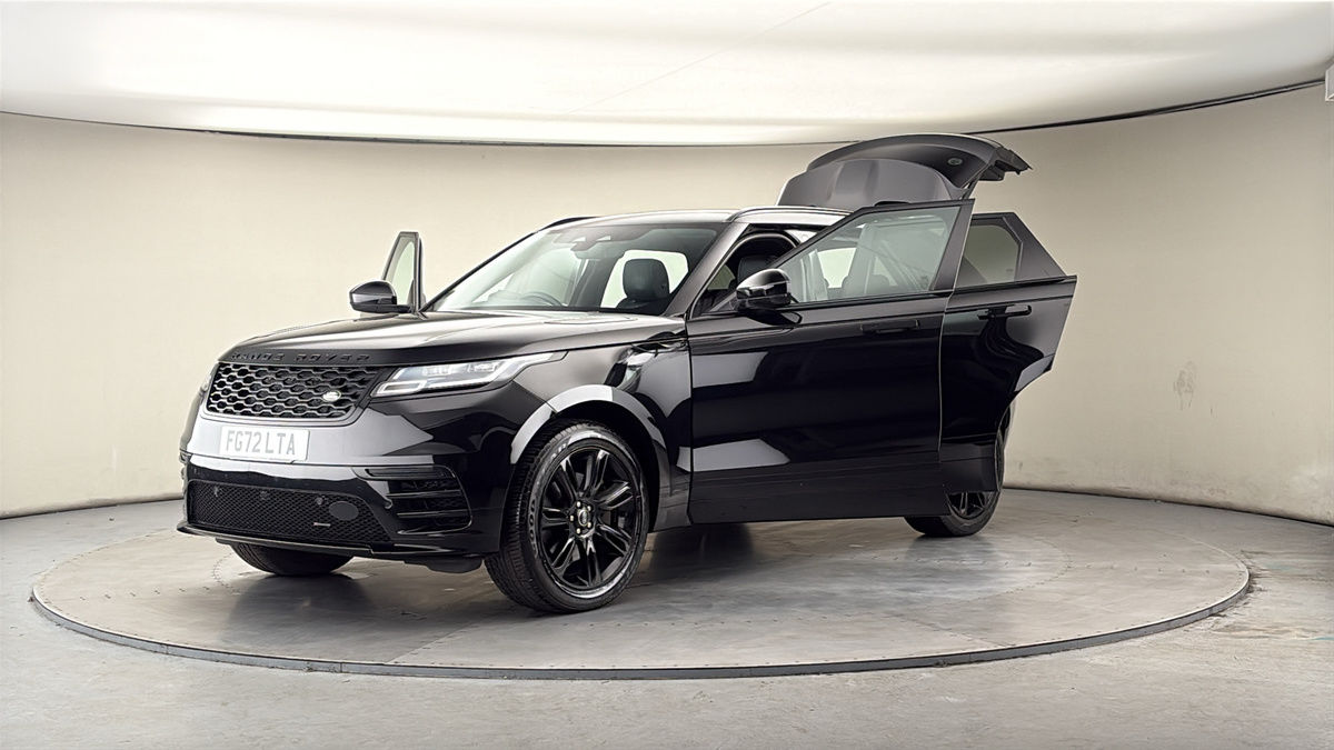 Land Rover Range Rover Velar Image 22