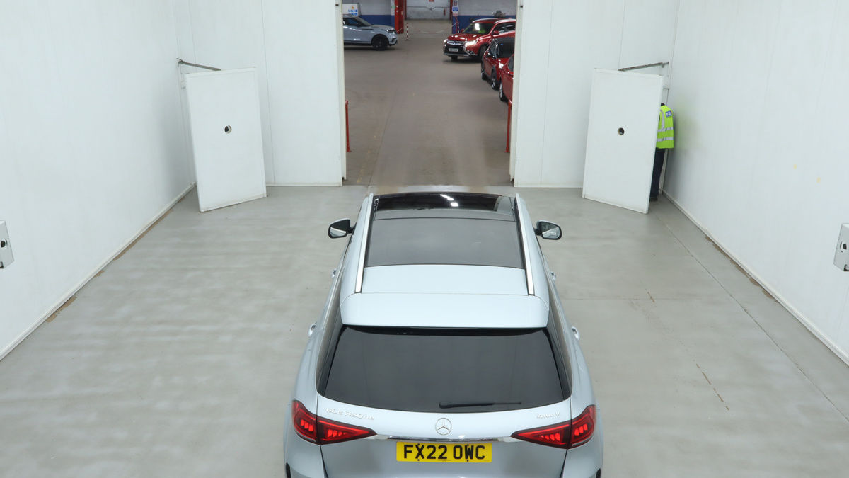 Mercedes-Benz GLE Image 8