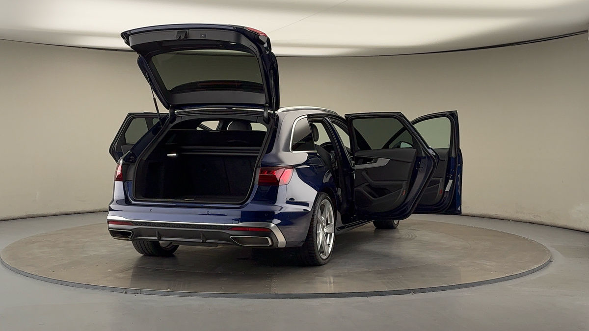 More views of Audi A4 Avant