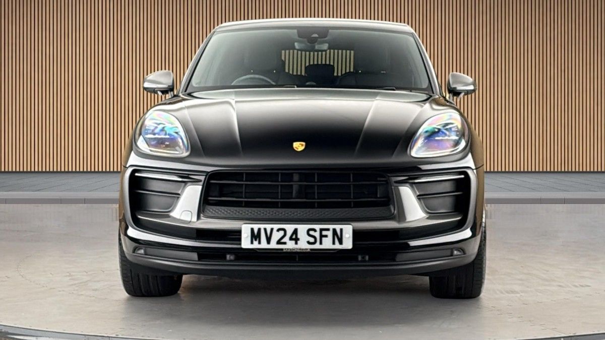 Porsche Macan Image 3