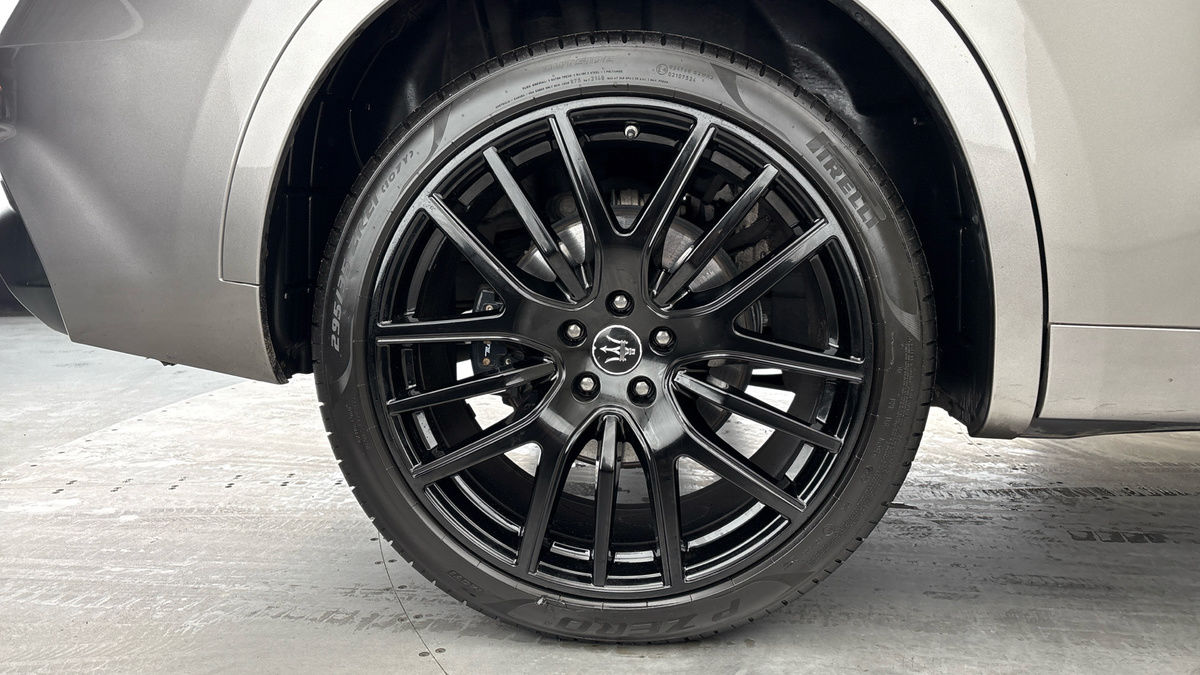 Maserati Levante Image 10