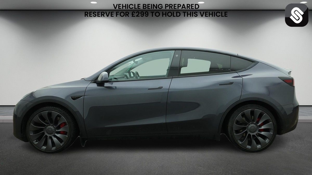 Tesla Model Y Image 6