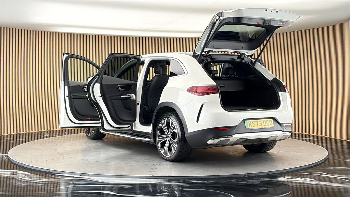 Mercedes-Benz EQE Image 23