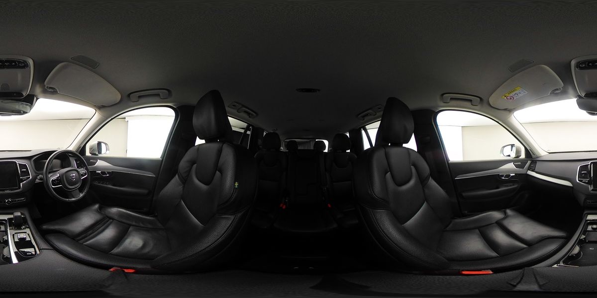 More views of Volvo XC90