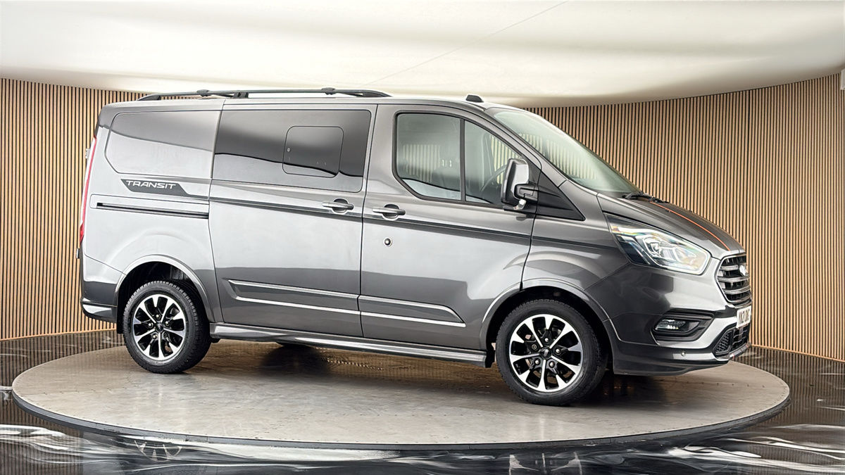 More views of Ford Transit Custom